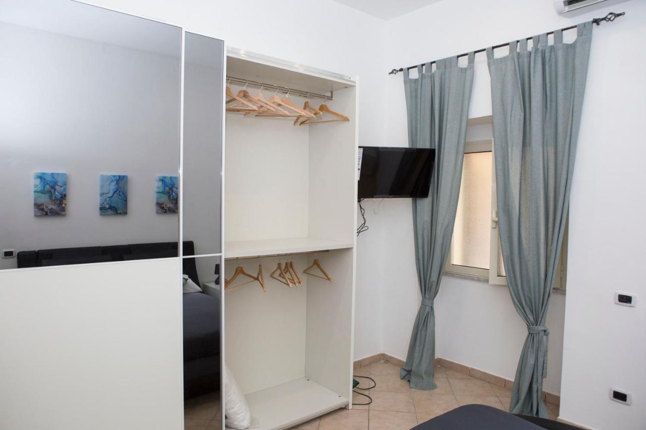 Airport House Apartment Naples Exterior photo